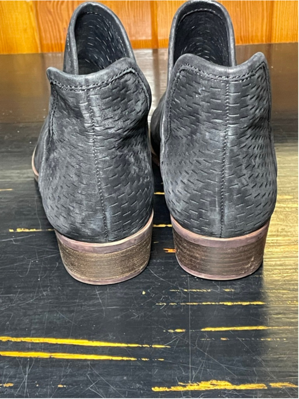 Women's size 9 Lucky Brand Black baley Ankle Boots - Picture 4 of 6